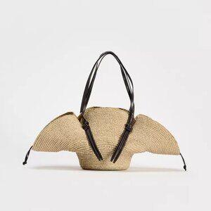 ZARA MID-SIZED BASKET BAG [NWT]